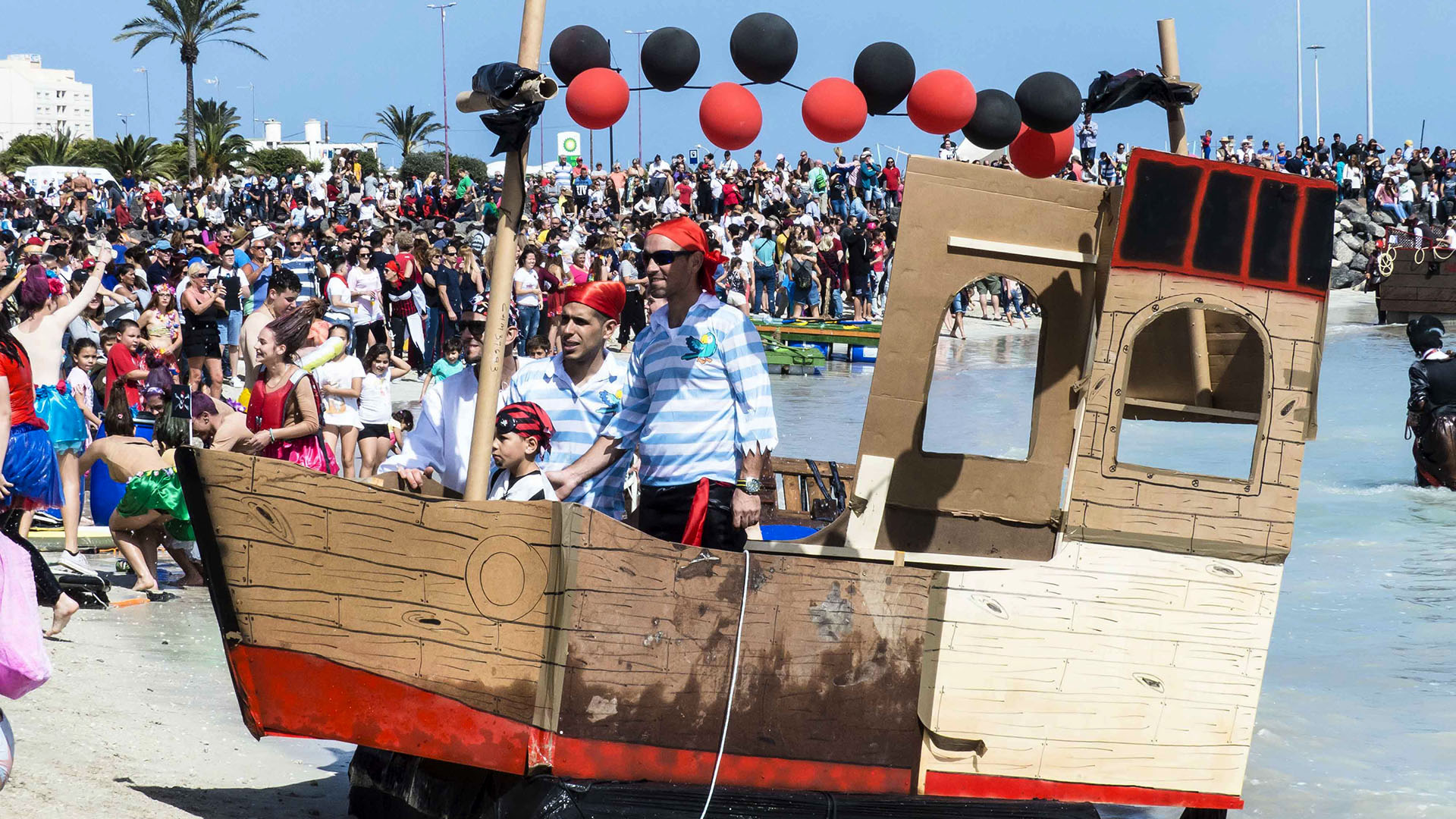 Karneval auf Fuerteventura: Puerto del Rosario Regata de Achipenco.