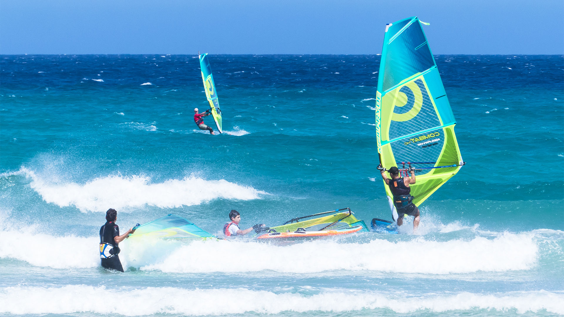 Sportveranstaltungen auf Fuerteventura: Kite + Windsurf WM Sotavento.