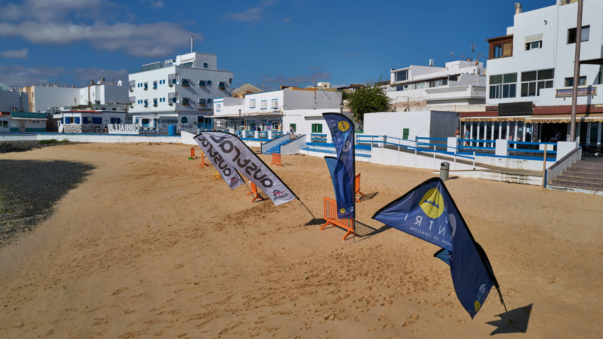 Tri Corralejo Grandes Playas Fuerteventura.