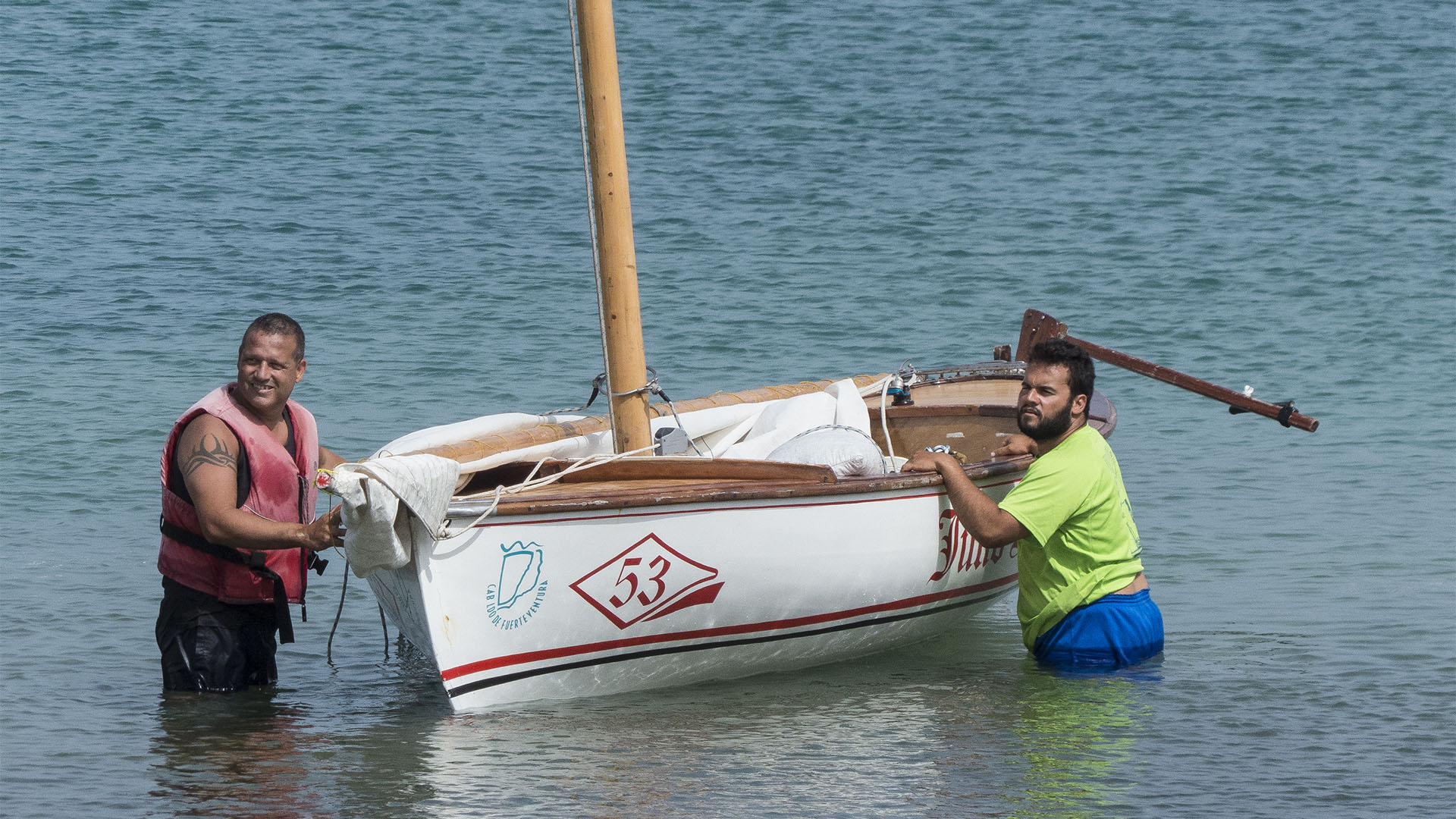 Sportveranstaltungen auf Fuerteventura: Corralejo Regata de Vela Latina.