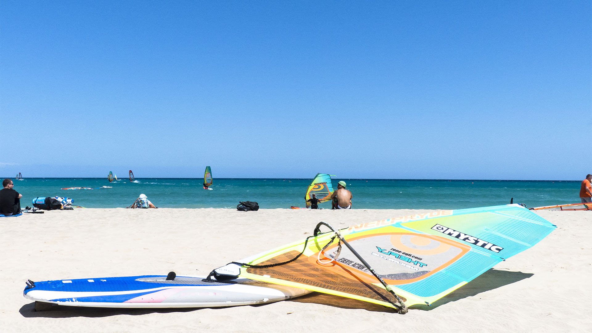 Windsurfen auf Fuerteventura – das Hawaii Europas.