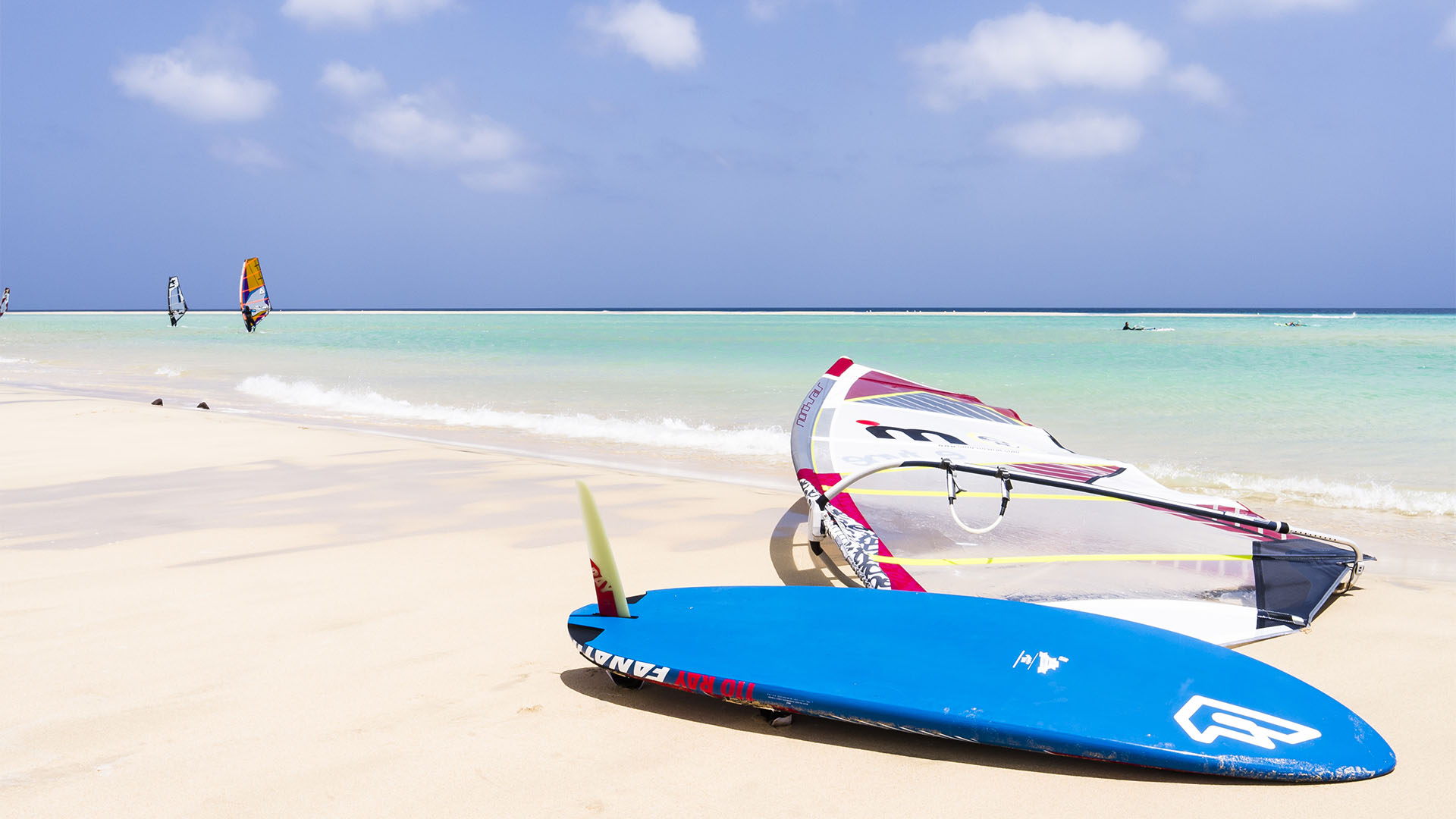 Windsurfen auf Fuerteventura – das Hawaii Europas.