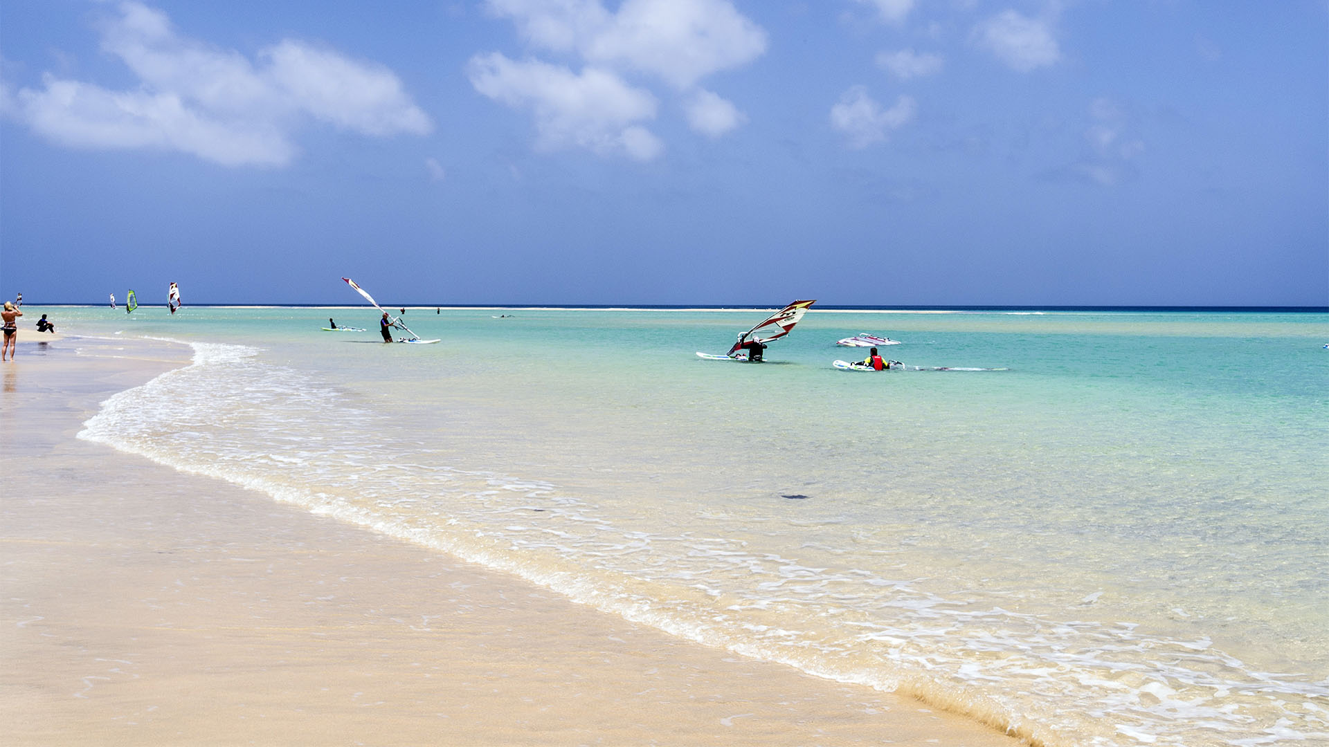 Windsurfen auf Fuerteventura – das Hawaii Europas.