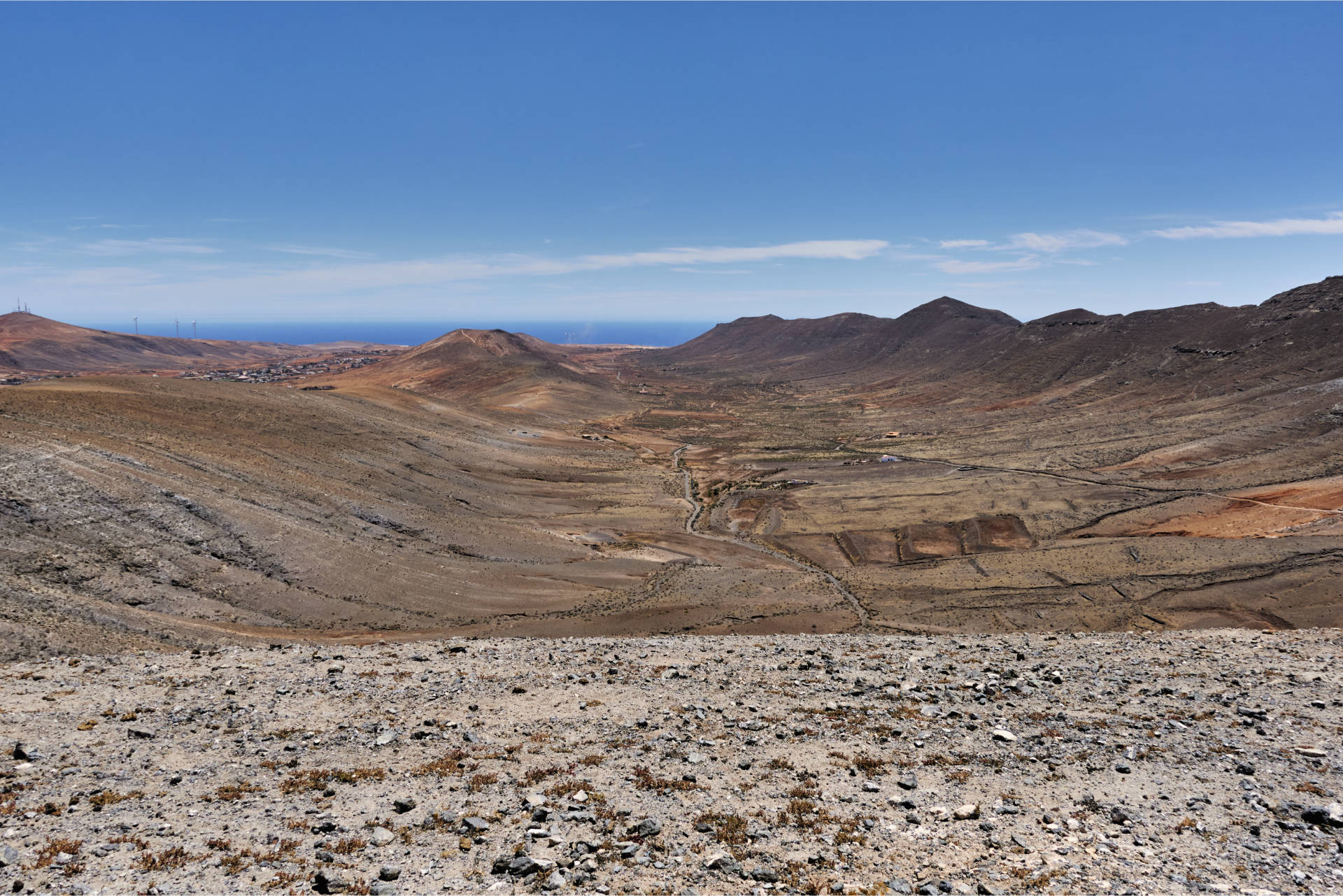 Trailrunning Fuerteventura – vom degollade hinauf zum Morro de Cagadas Blandas (525m).