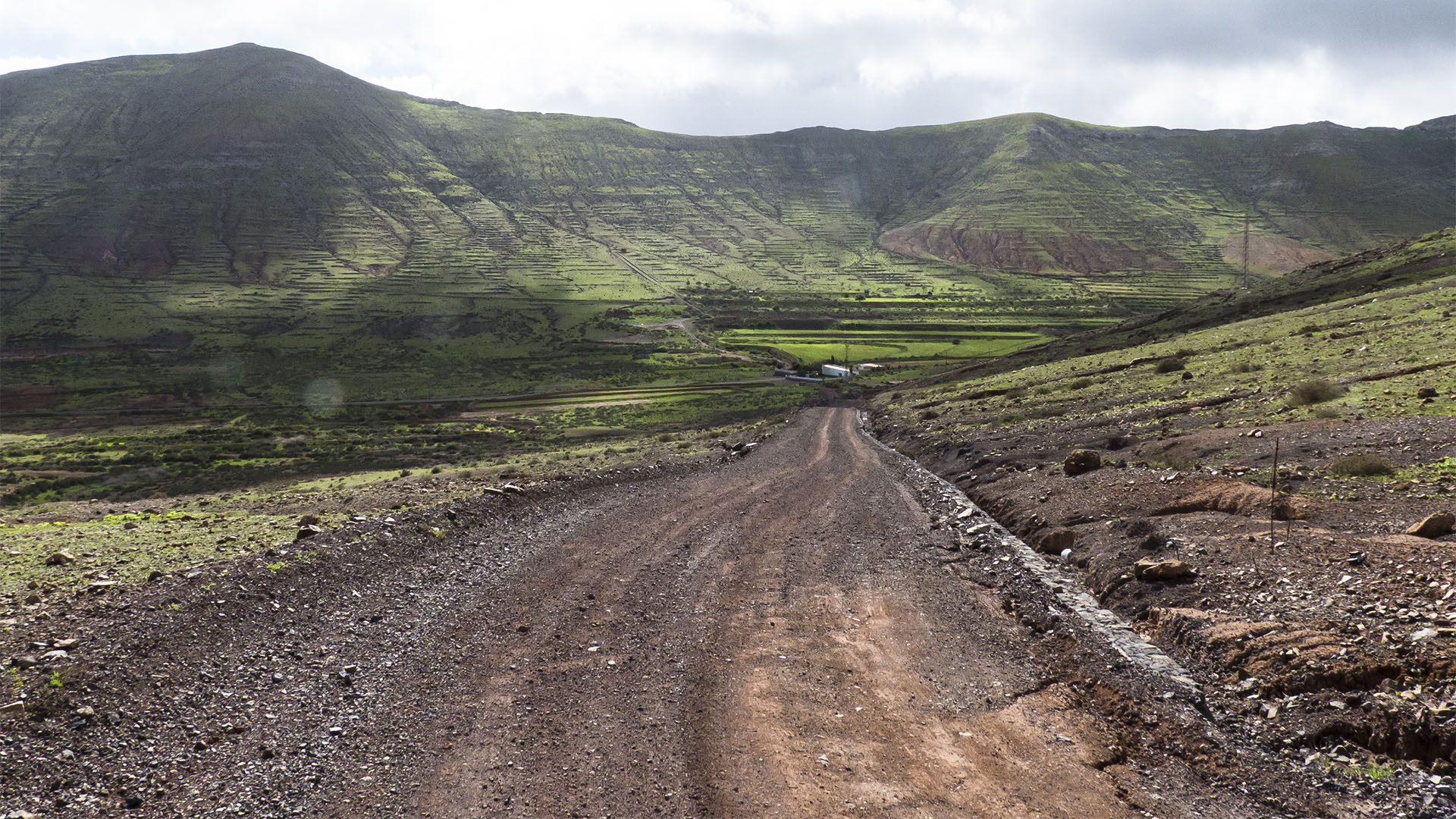 Wandern + Trekking auf Fuerteventura: Durch das Valle de Tetir nach Tefía.