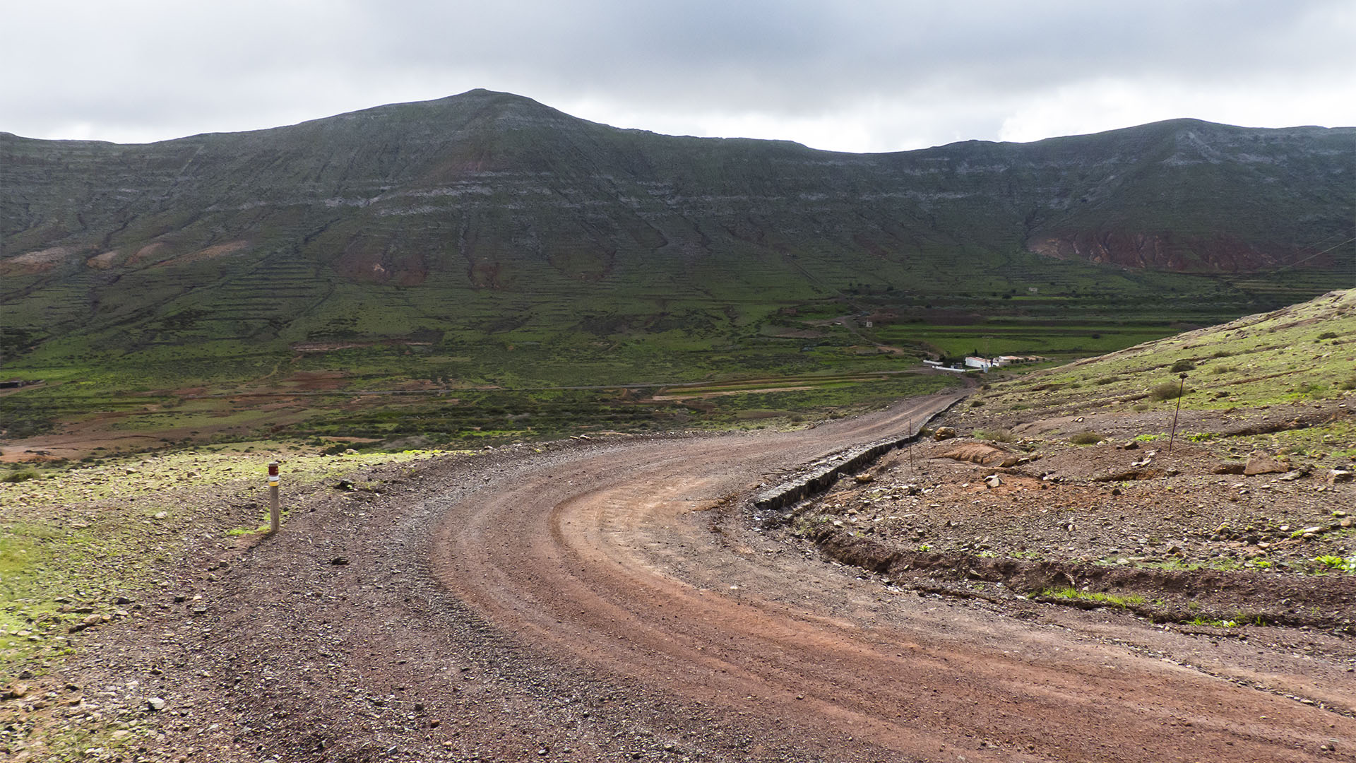 Wandern + Trekking auf Fuerteventura: Durch das Valle de Tetir nach Tefía.
