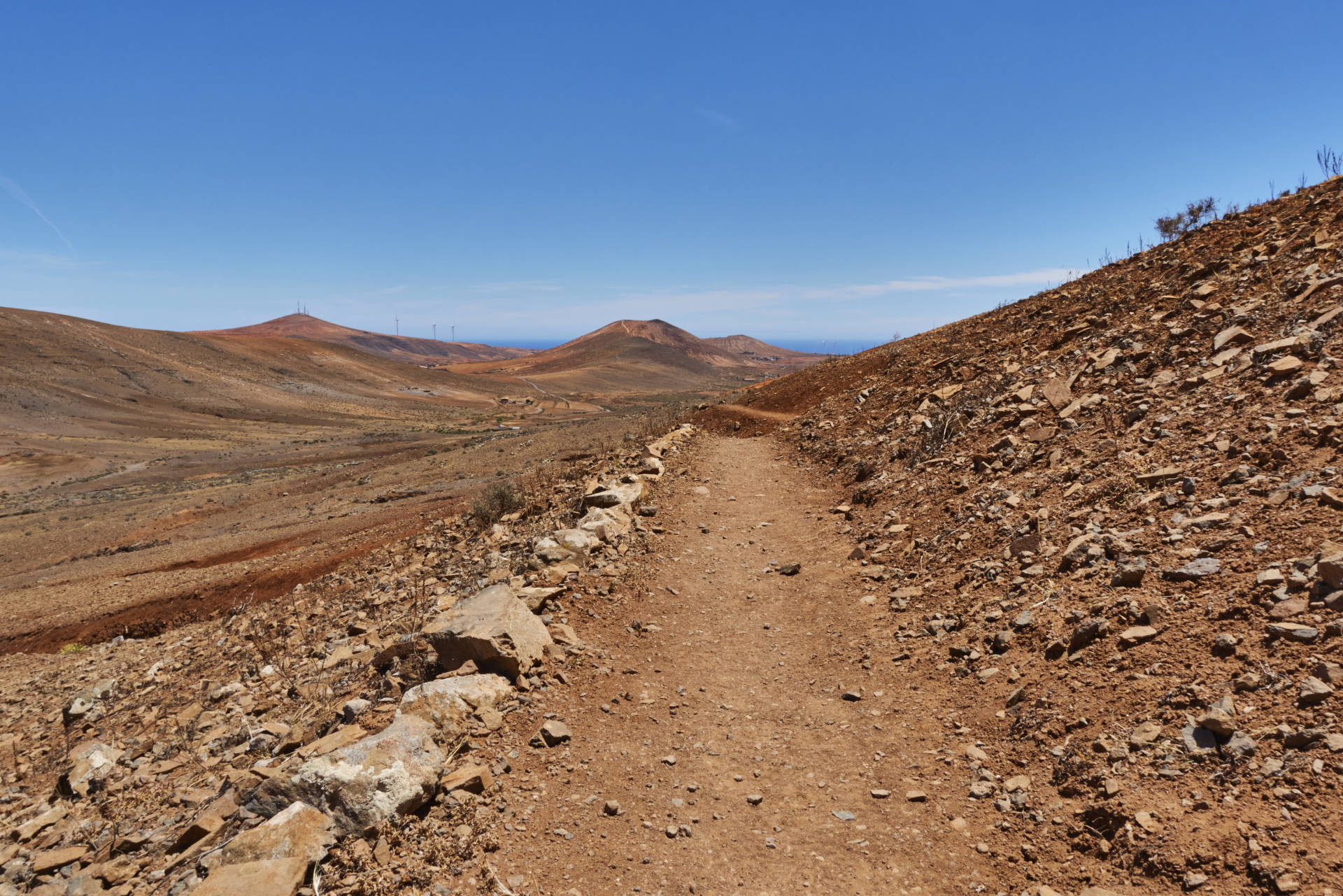 Wandern Fuerteventura – durch das Valle de Tetir auf den Morro de Cagadas Blandas (525m).