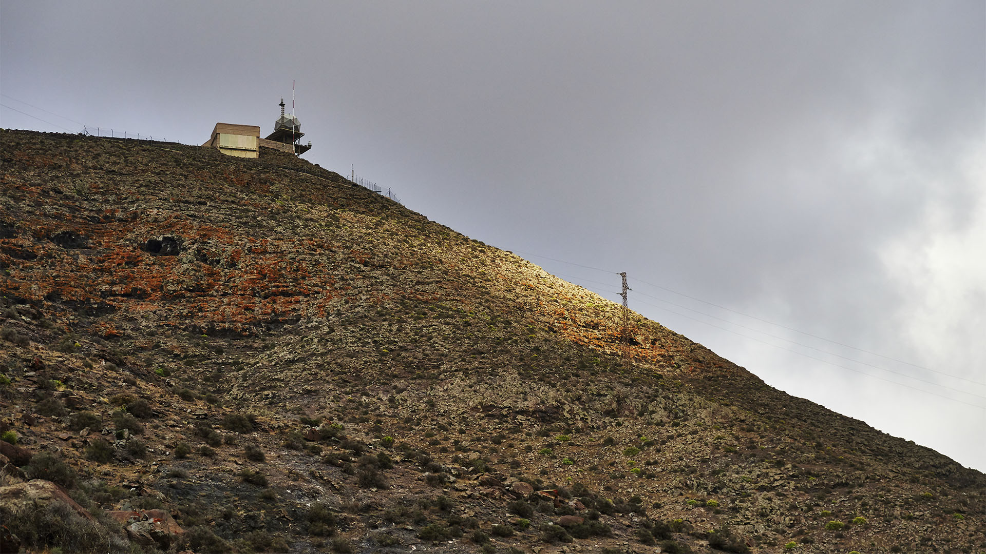 Weglos hinauf zum Montaña de la Muda (691 m).