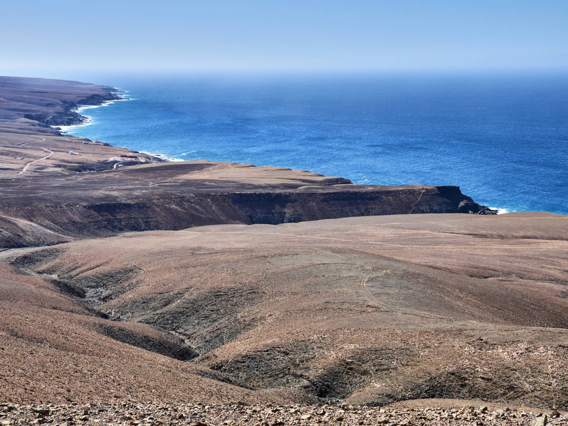 Vom Embalse de los Molinos über den Atalaya Risco Grande (328 m) zum wilden Playa de los Mozos.