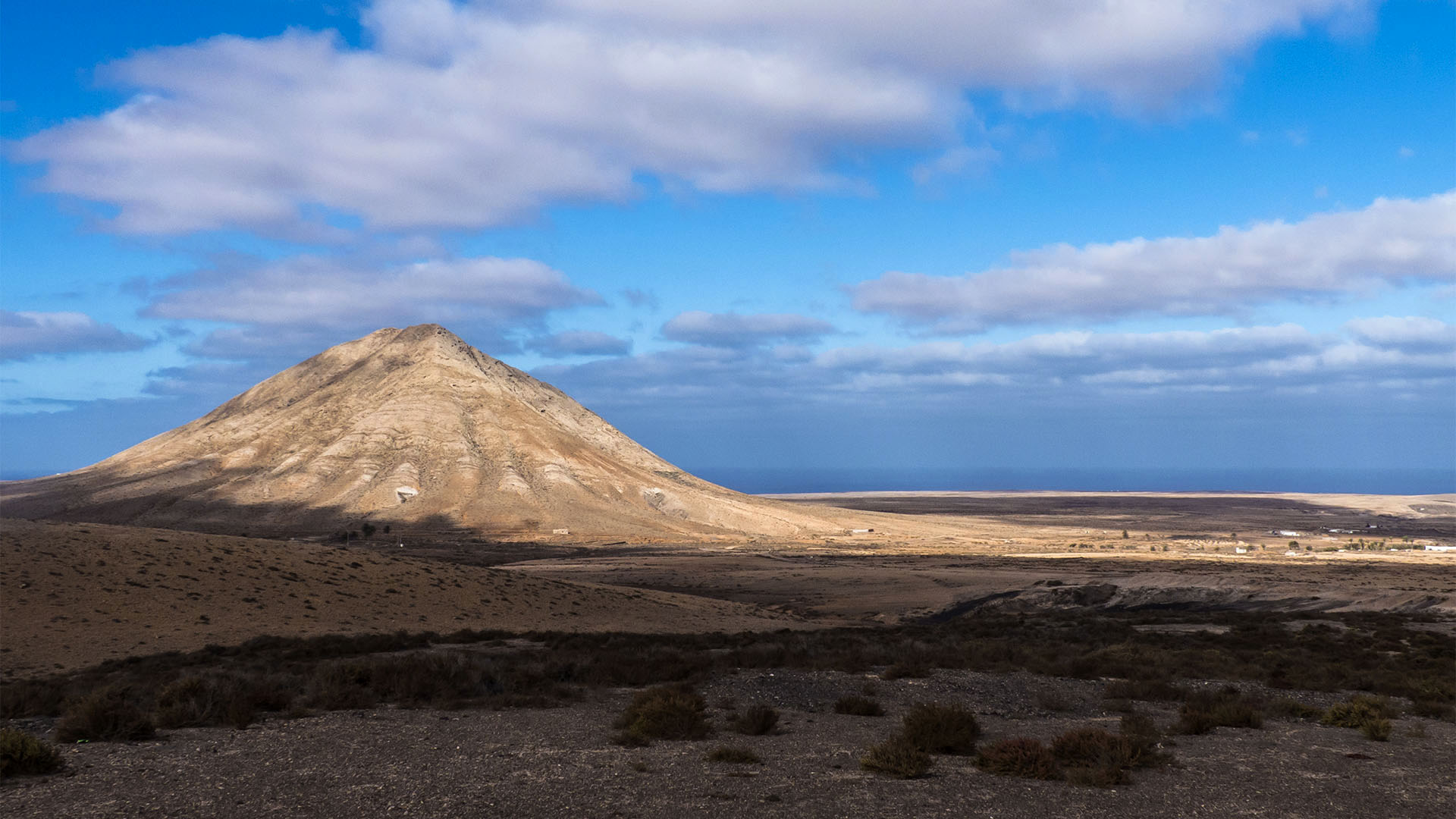 Wandern auf den Montaña Tindaya Fuerteventura.