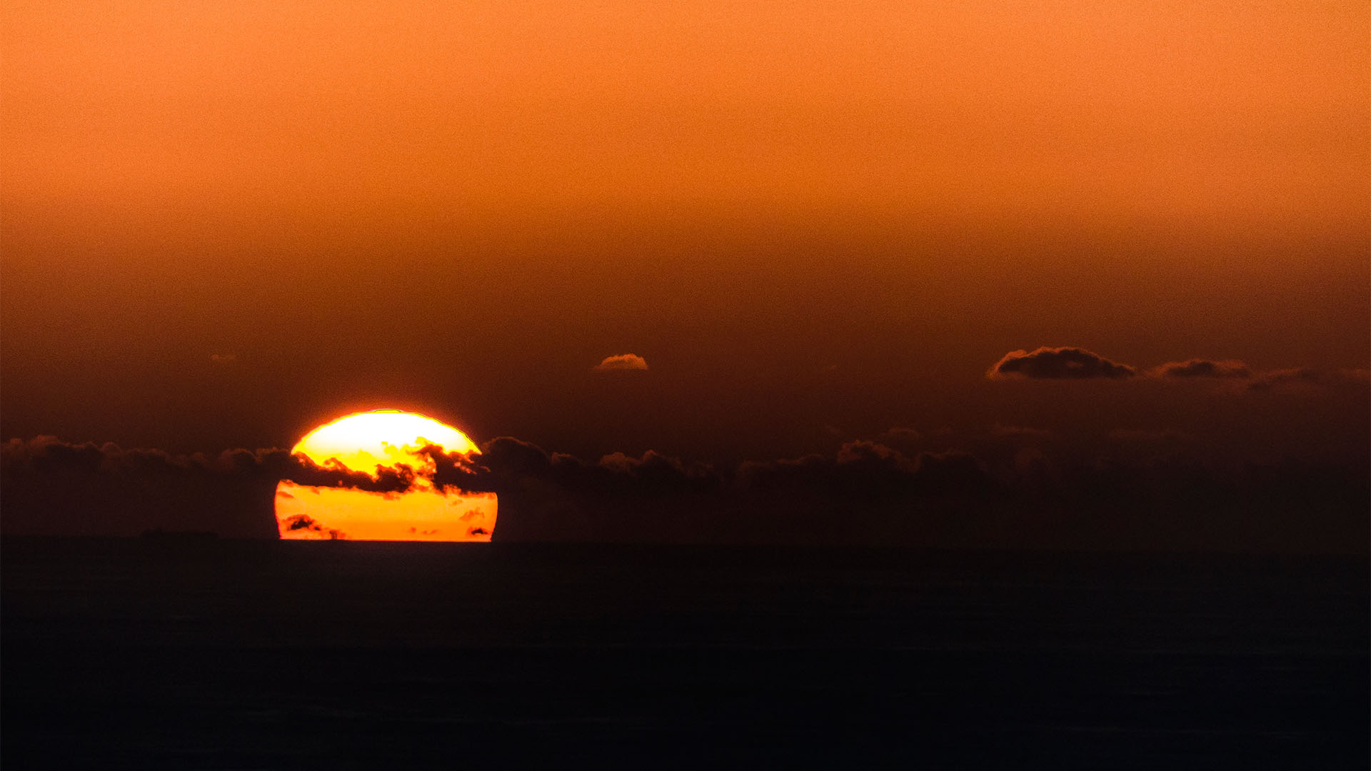 Sonnenuntergang am Sender nahe der Fuente de Tababaire Fuerteventura.