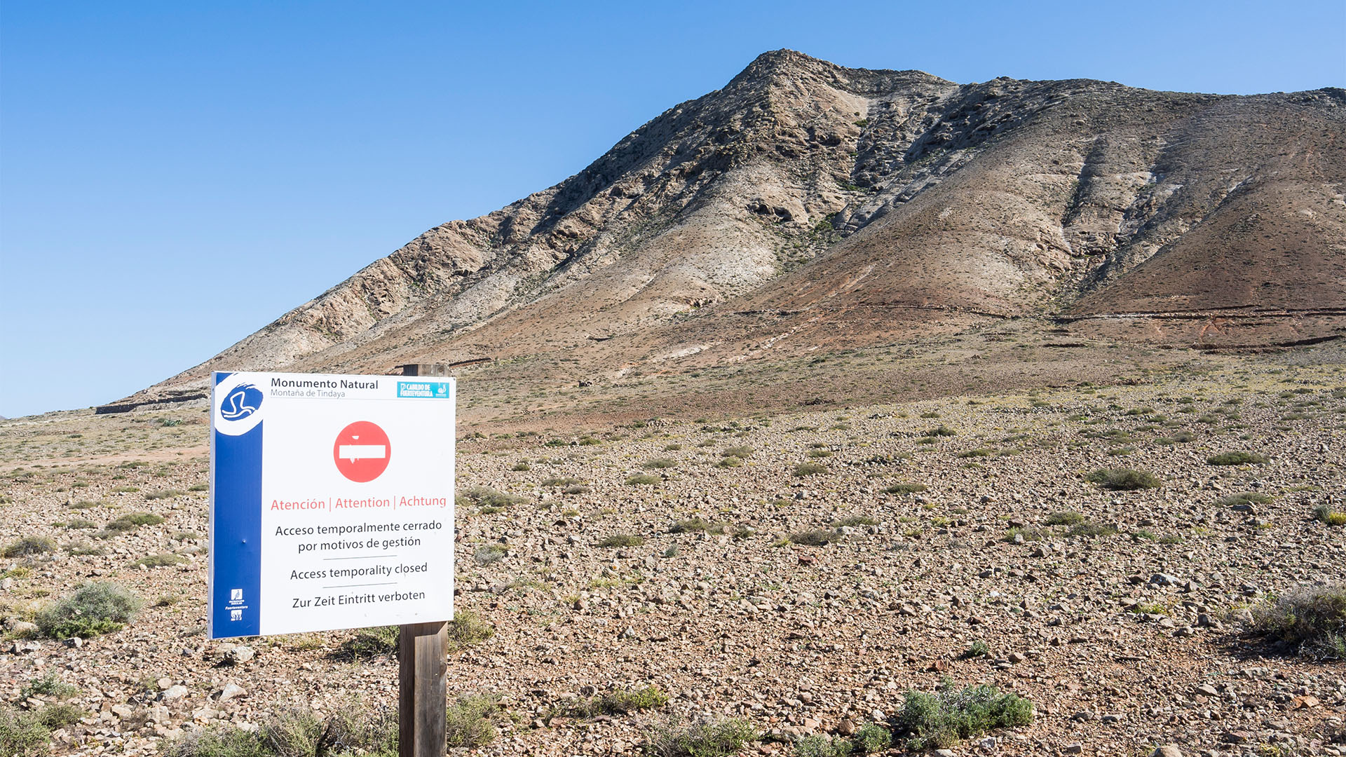 Wandern + Trekking auf Fuerteventura: Von Tindaya durch den Barranco Esquinzo nach El Cotillo.