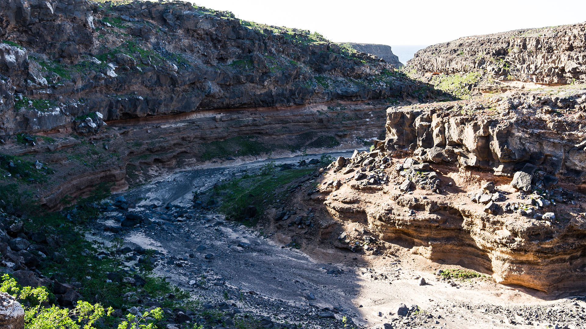 Wandern + Trekking auf Fuerteventura: Von Tindaya durch den Barranco Esquinzo nach El Cotillo.