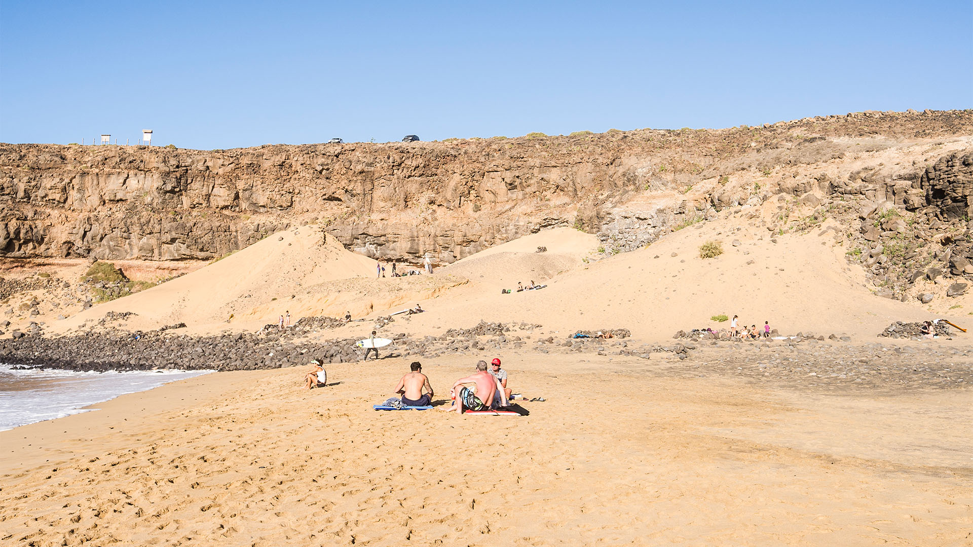 Wandern + Trekking auf Fuerteventura: Von Tindaya durch den Barranco Esquinzo nach El Cotillo.