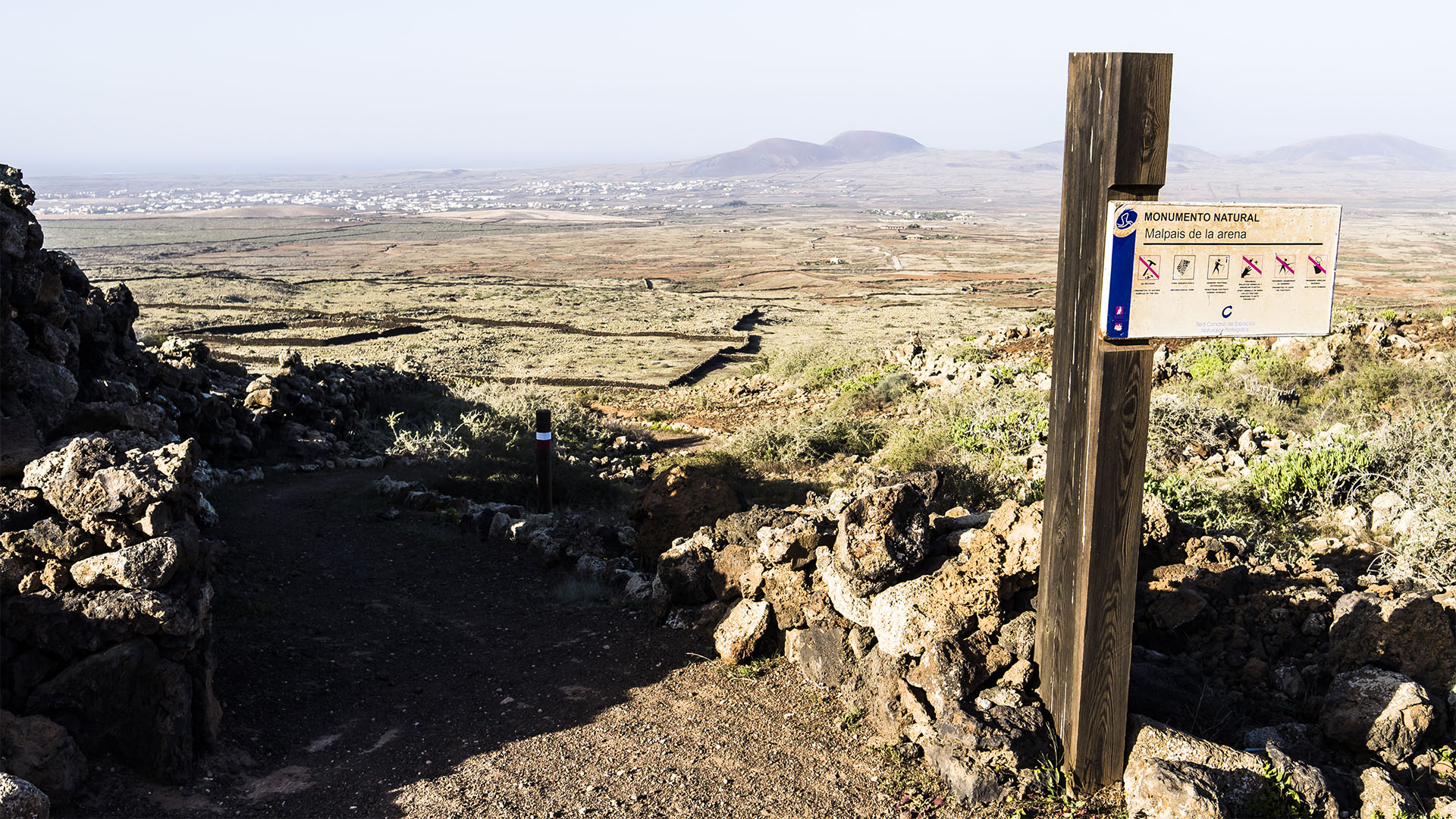 Wandern + Trekking auf Fuerteventura: Über die GR 131 von Villaverde nach Lajares.