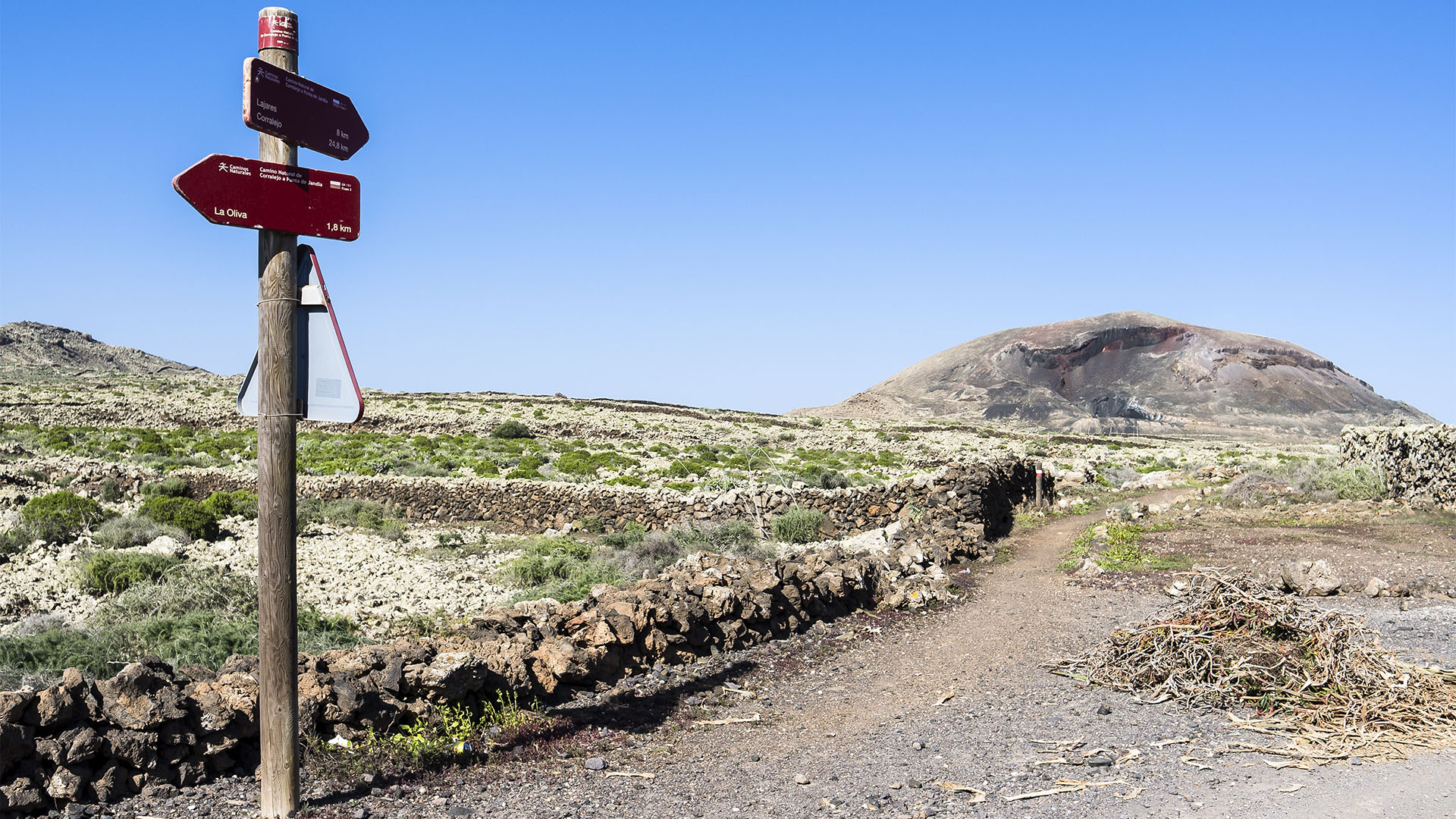 Wandern + Trekking auf Fuerteventura: Über die GR 131 von Villaverde nach Lajares.