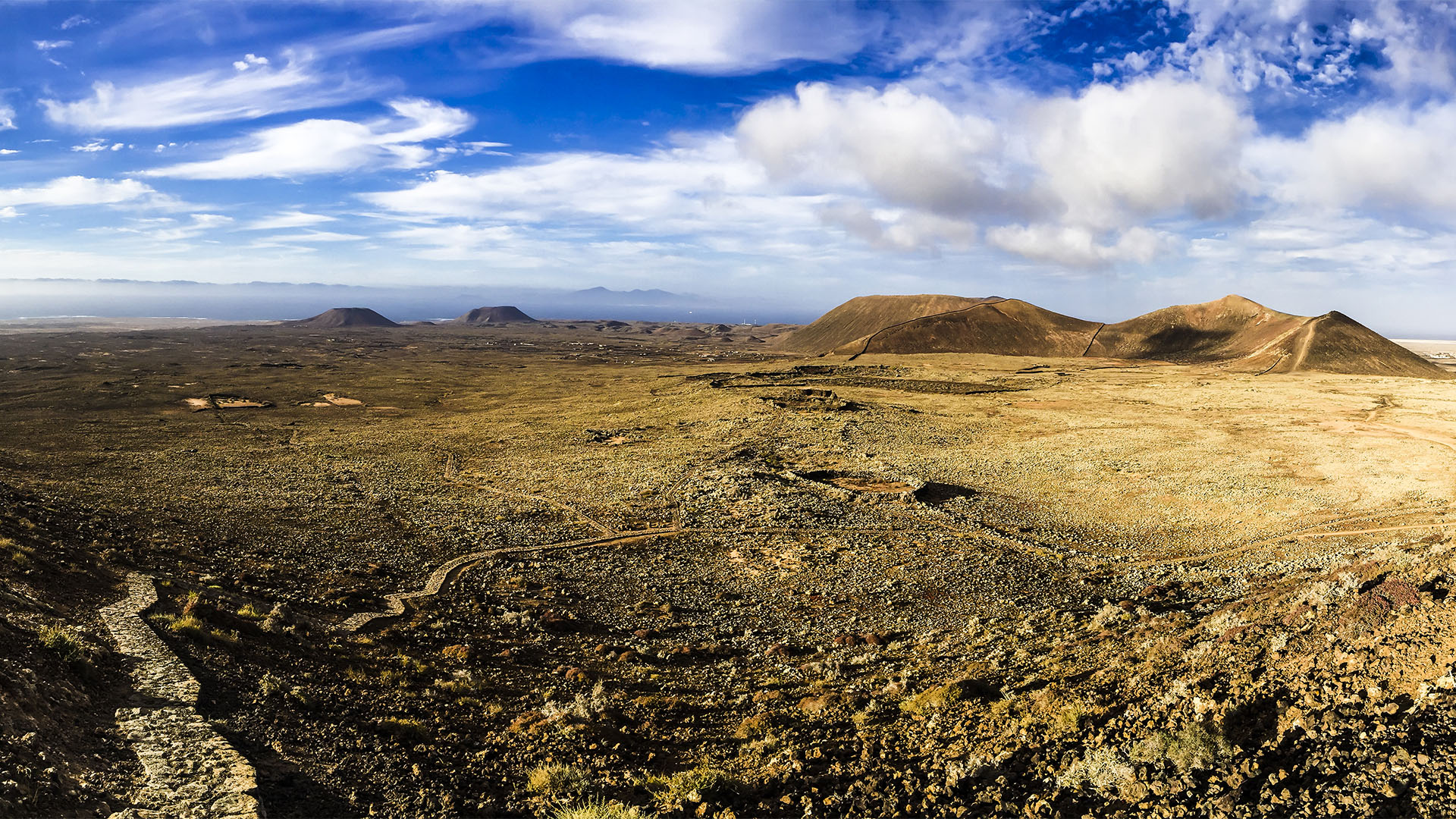 Wandern + Trekking auf Fuerteventura: Lajares Corralejo Vulkantour.