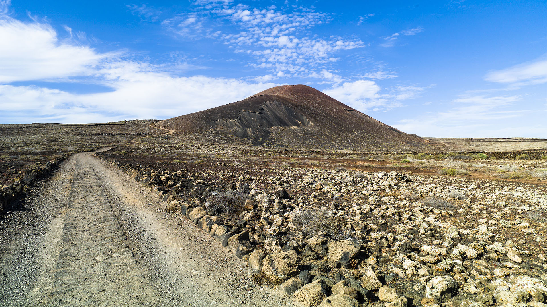 Wandern + Trekking auf Fuerteventura: Lajares Corralejo Vulkantour.