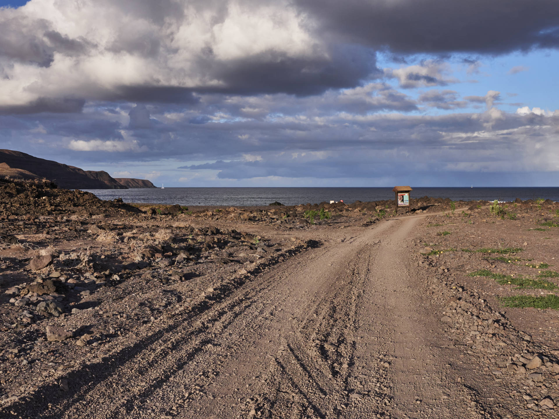Küstenwanderung Fuerteventura – von der Ensenada de Toneles zu den Casas de Jacomar.