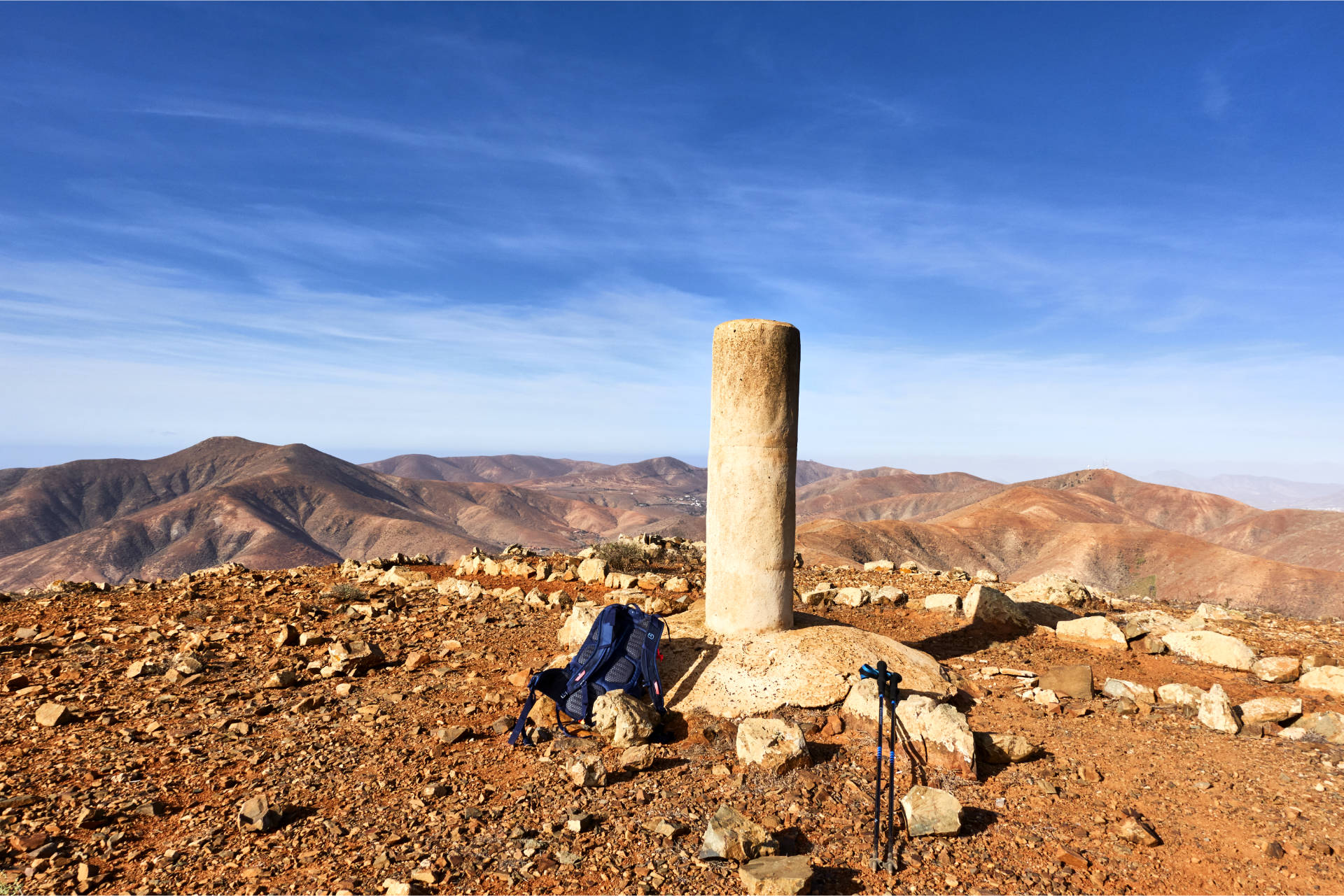 Am Morro Jorjado (680 m) mit Blick auf Betancuria.