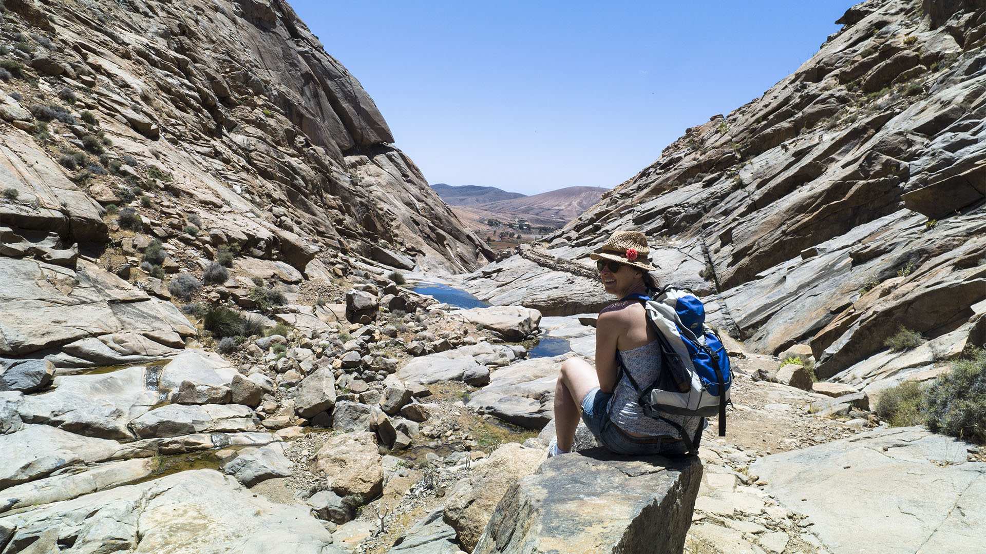 Wandern + Trekking auf Fuerteventura: Durchs Palmental von Vega Río Palmas nach Ajuy.