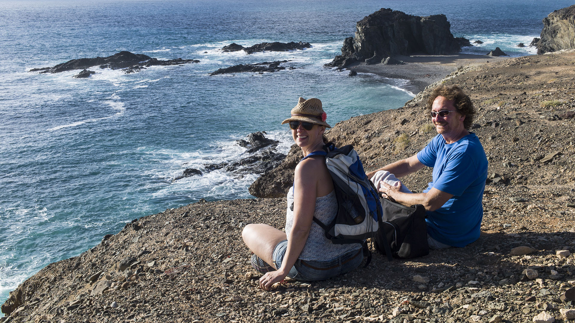 Wandern + Trekking auf Fuerteventura: Durchs Palmental von Vega Río Palmas nach Ajuy.