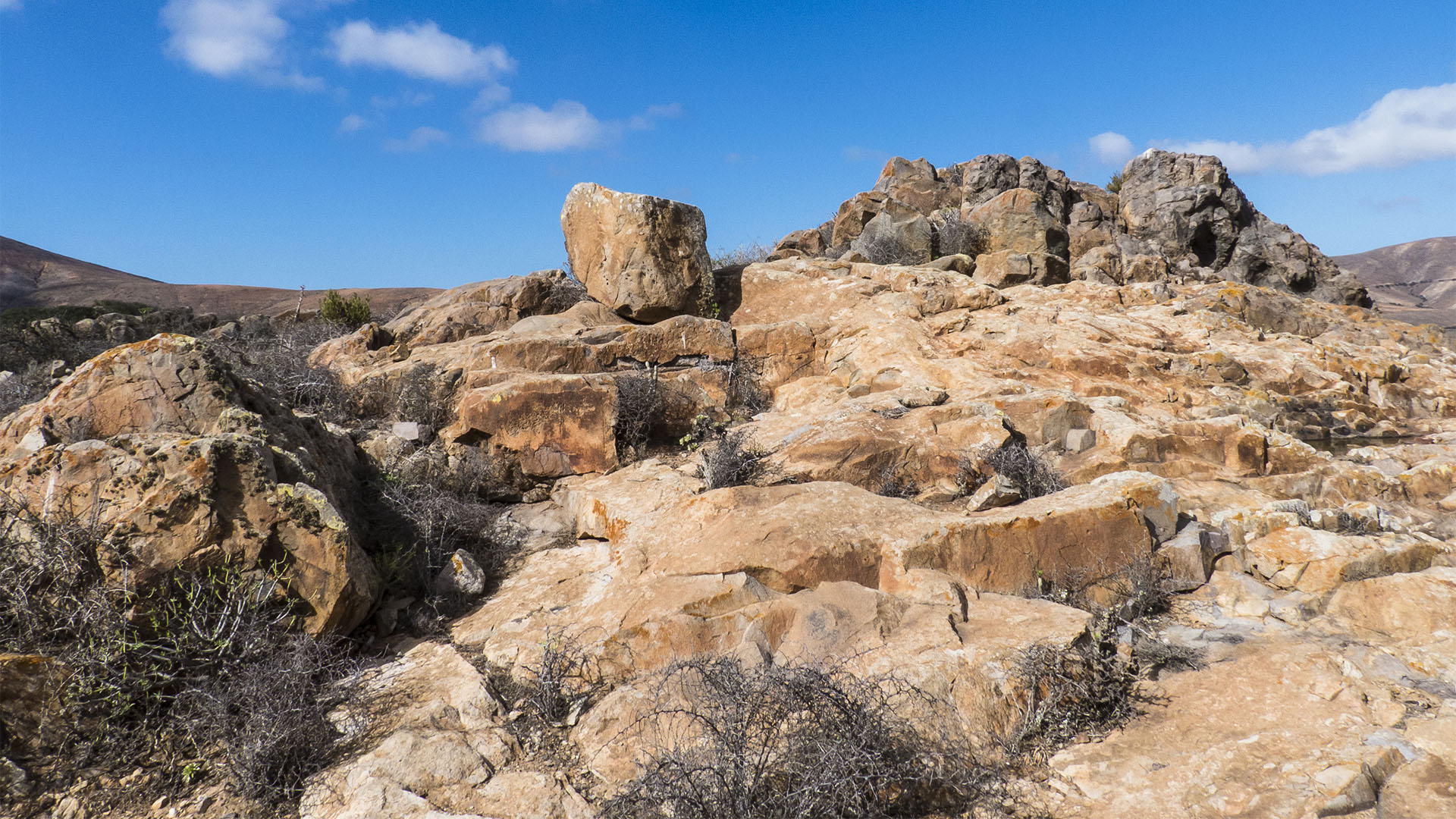 Wandern + Trekking auf Fuerteventura: Parra Medina einsam mit tollem Ausblick.