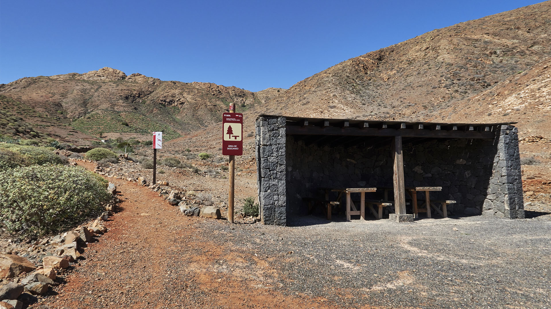 Wanderung von Toto über den Mirador los Granadillos auf den Morro de los Olivos und den Filo de Fénduca.