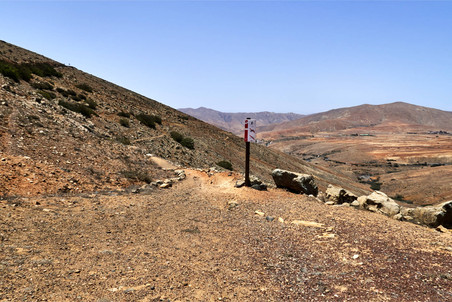 Durch den Barranco de Betancuria nach Betancuria.