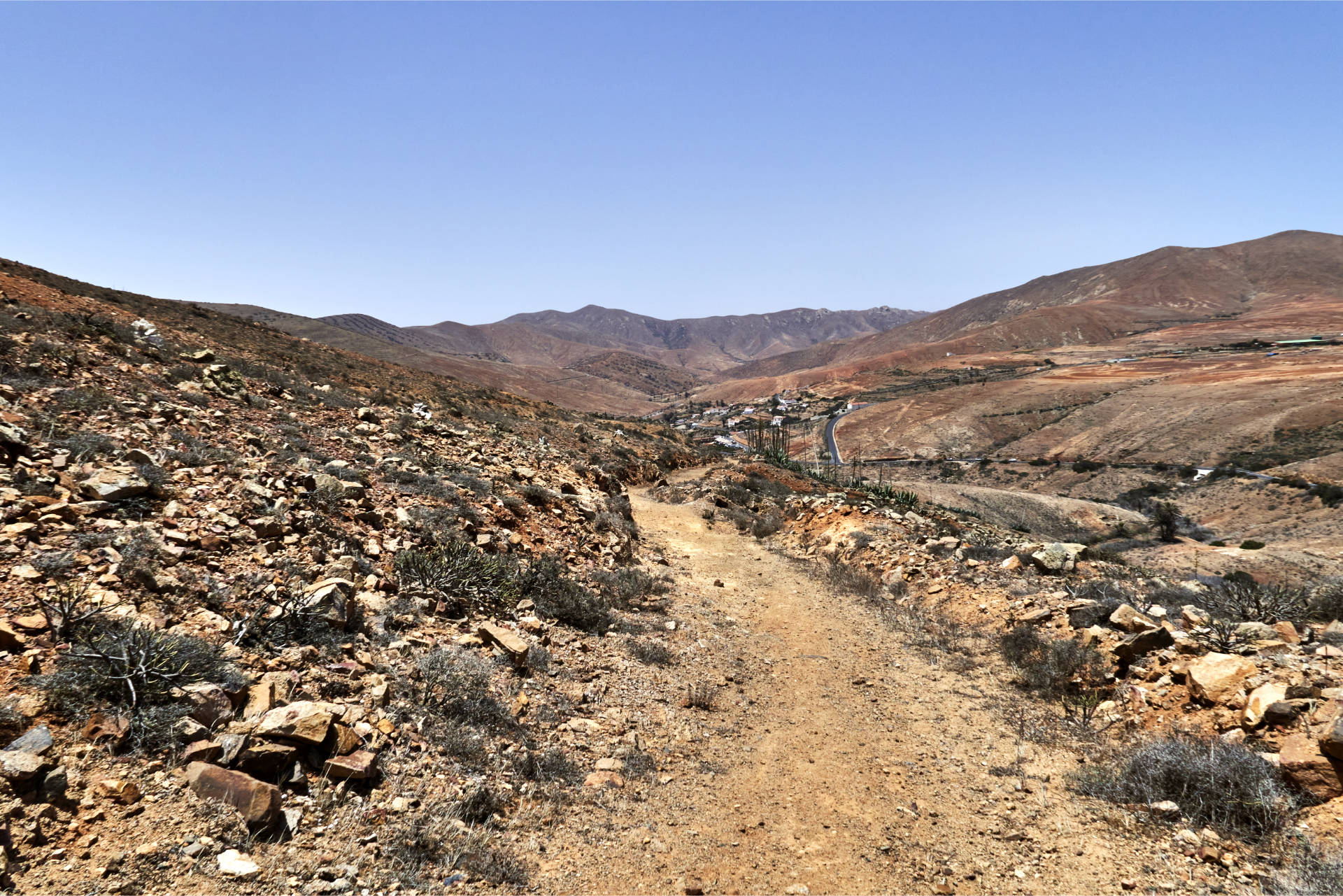 Durch den Barranco de Betancuria nach Betancuria.