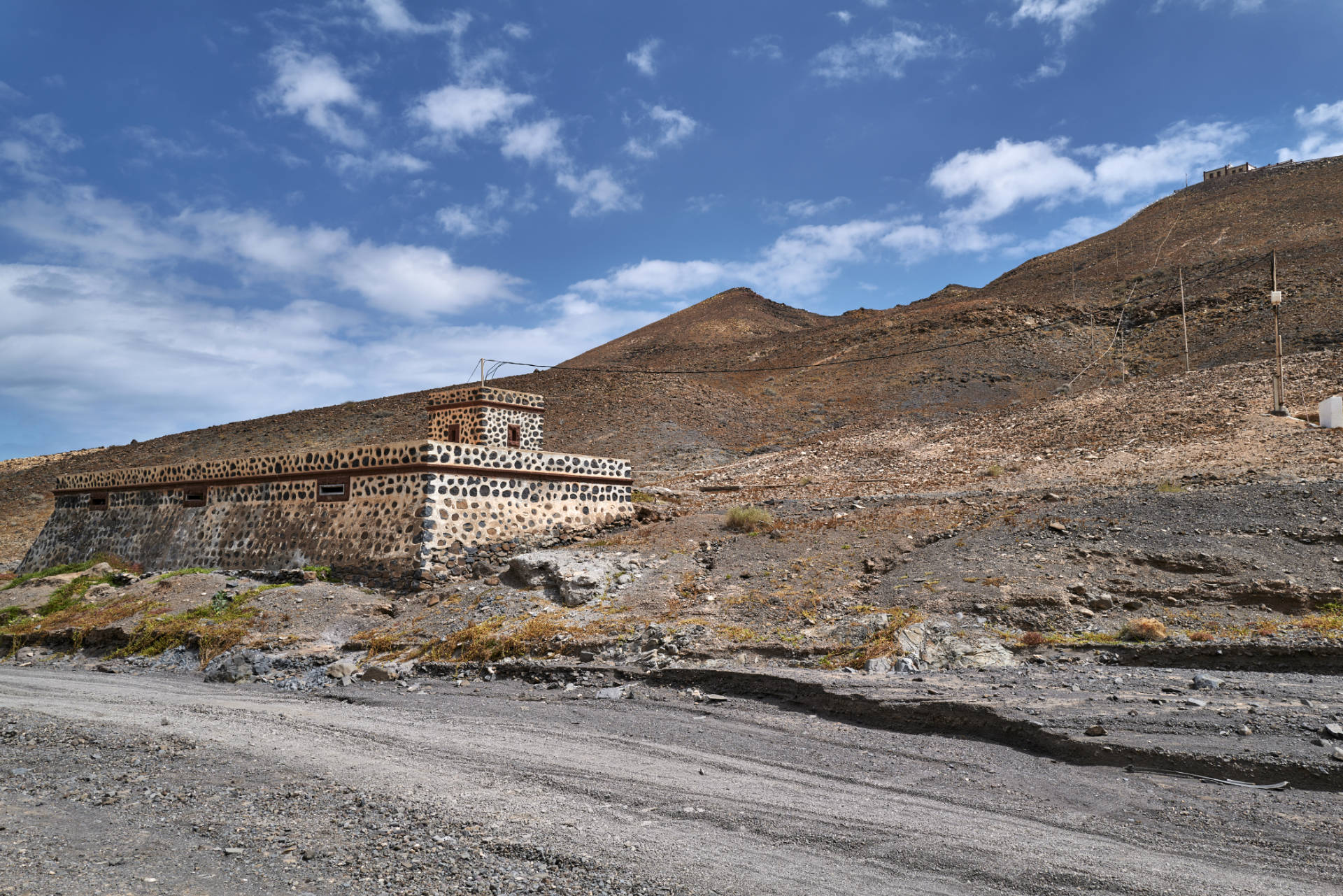 Das aljibe des Faro de la Entallada im Barranco del Roque Fuerteventura.