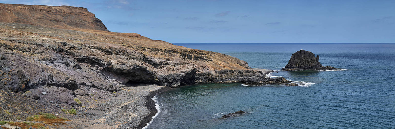 Playa del Roque und Peñón del Roque Punta de la Entallada Fuerteventura.
