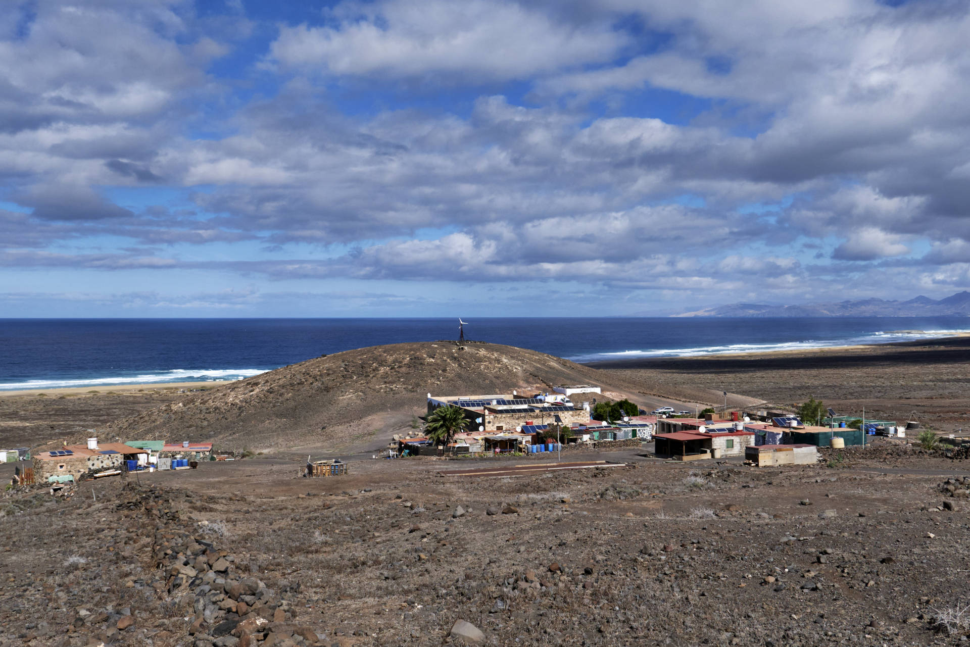 Cofete mit dem La Montañeta (65 m).