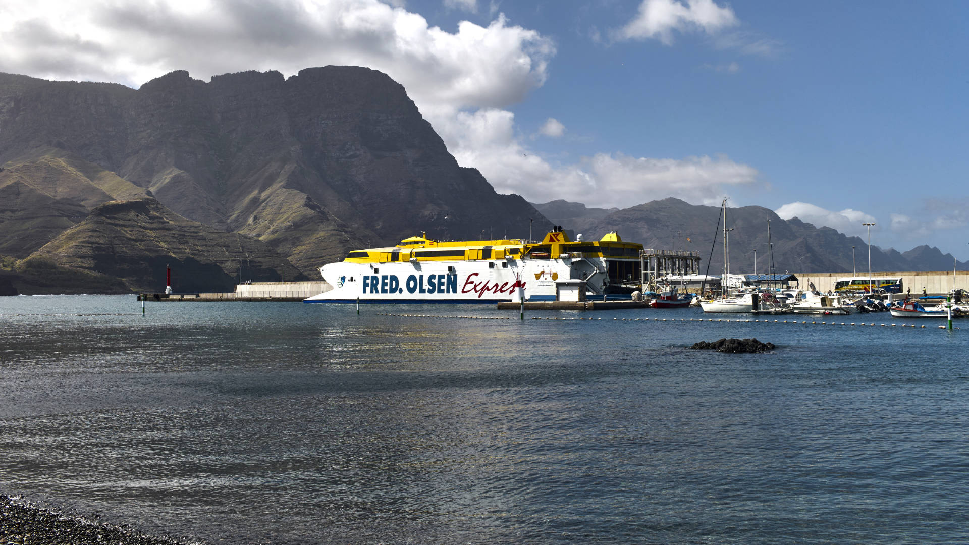 Der Fährhafen von Puetro de las Nieves auf Gran Canaria.