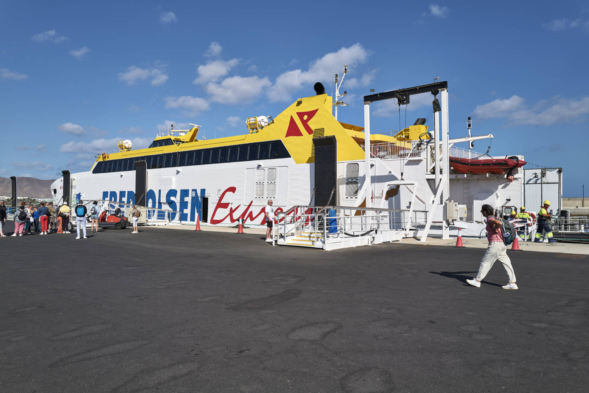 Fred. Olsen Express zwischen Corralejo Fuerteventura und Playa Blanca Lanzarote.