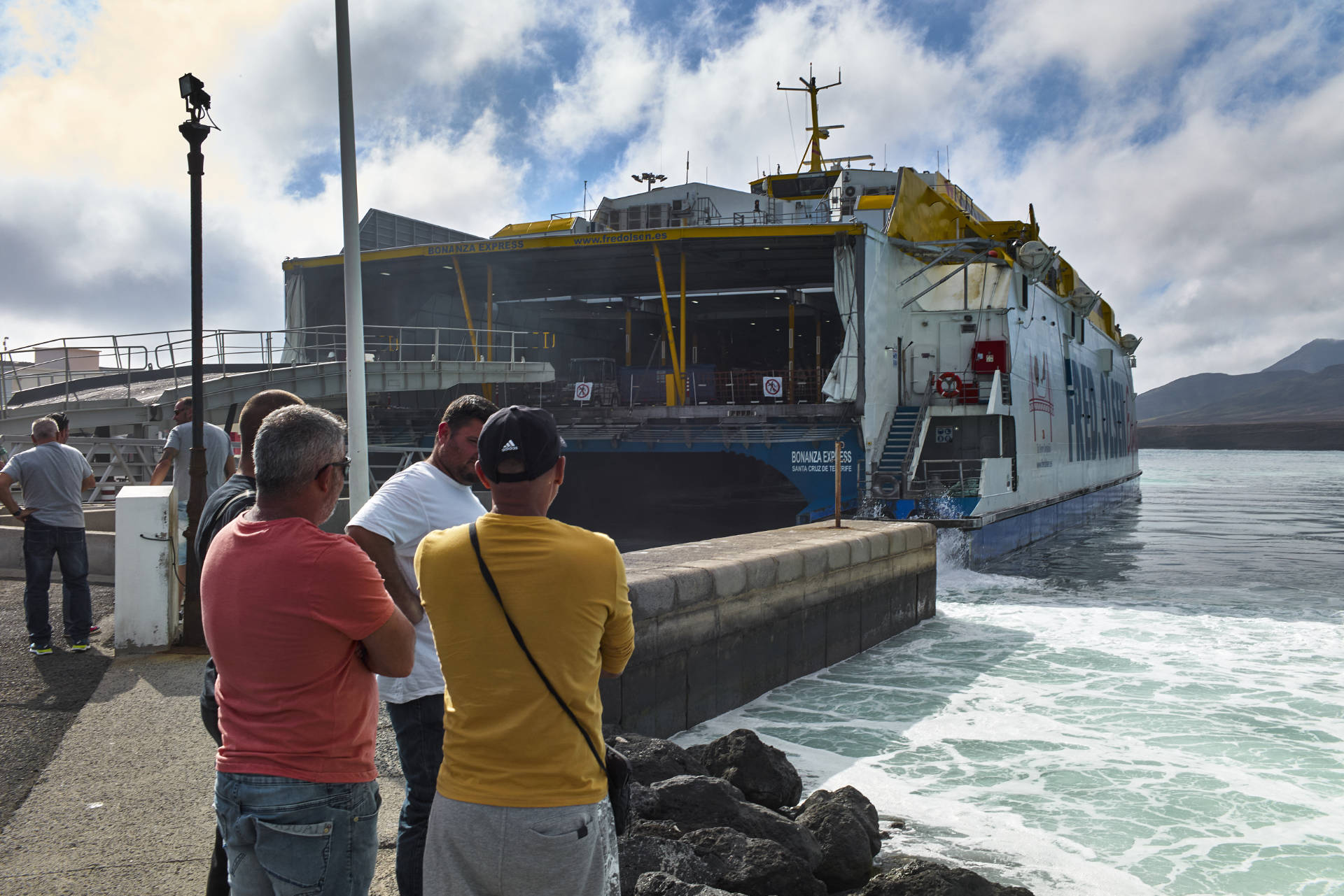 Fred. Olsen Fähre Morro Jable - Las Palmas: Im Hafen von Morro Jable.