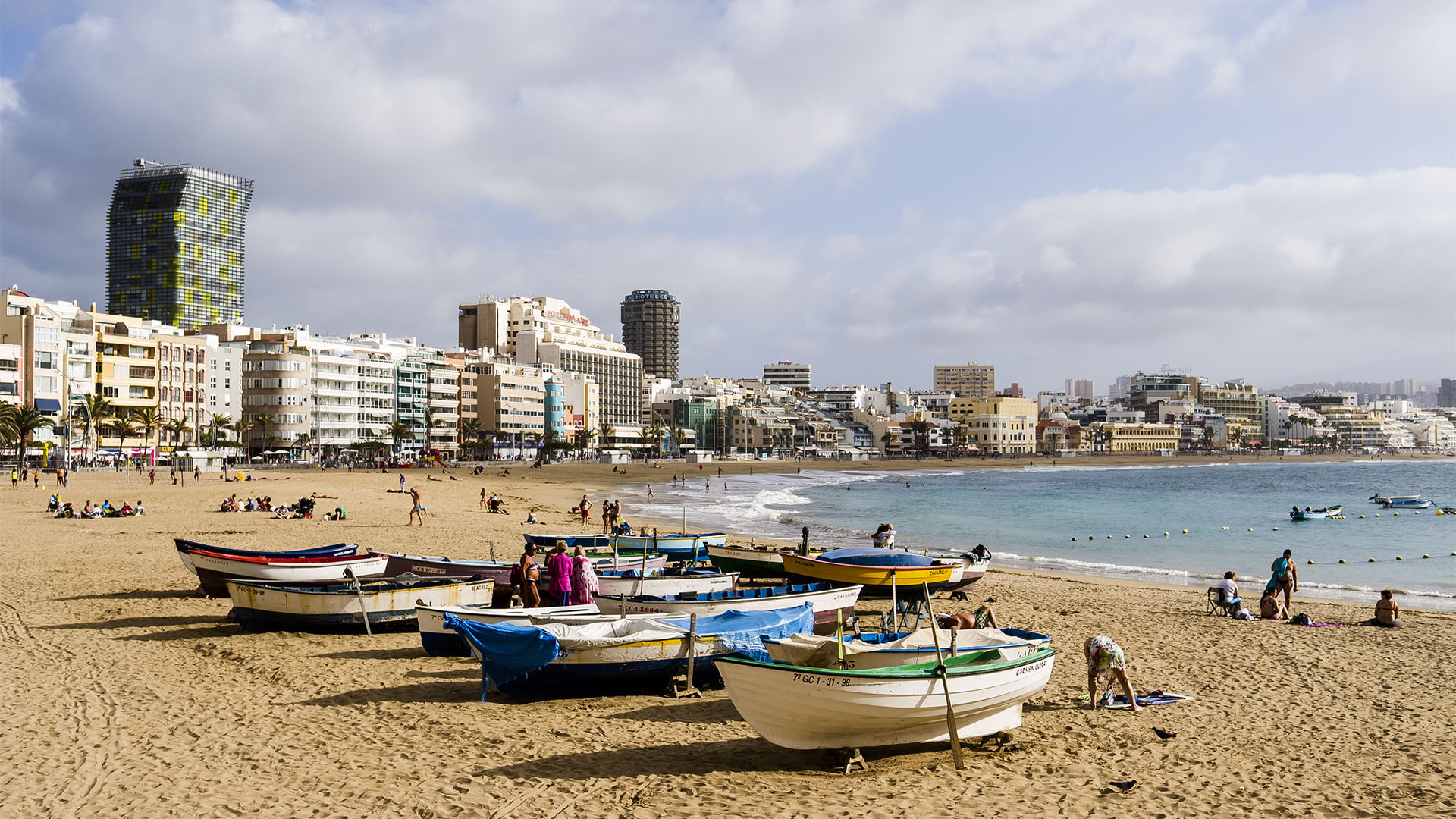 Playa de las Canteras Las Palmas de Gran Canaria.