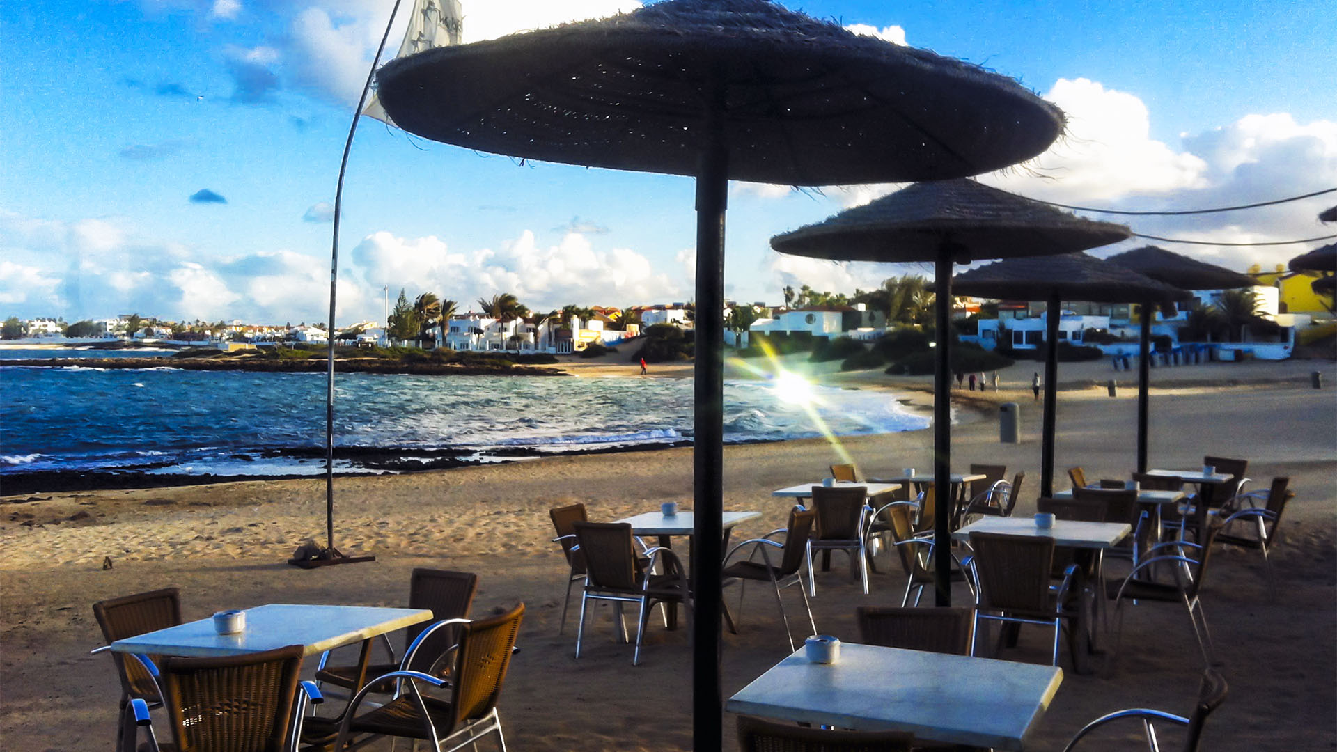 Sundowner im Waikiki Playa de Corralejo Viejo Fuerteventura.