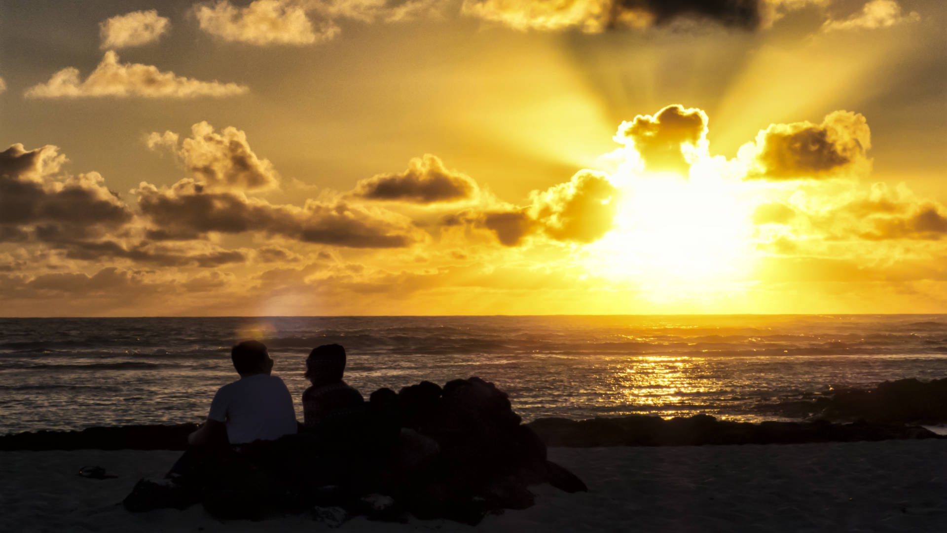 Die besonderen Momente – Sonnenuntergänge an den Stränden Fuerteventuras erleben.