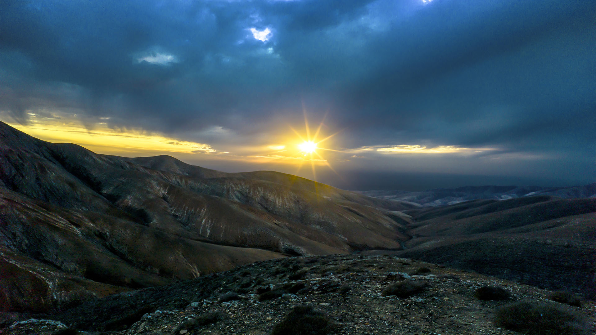 Einzigartige Lichtstimmung am Mirador de Pajara aka Sicasumbre auf Fuerteventura.