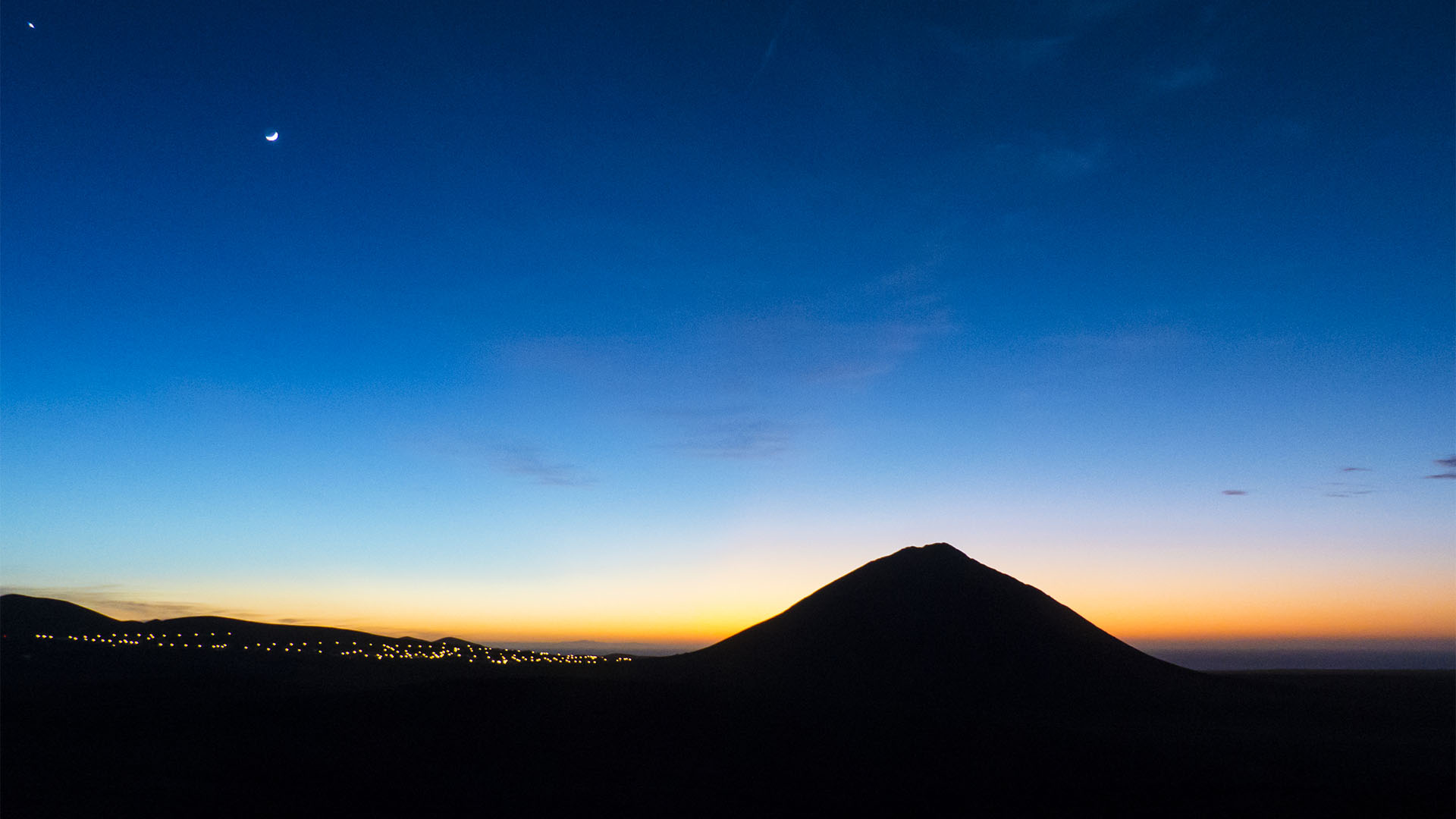 5 grandiose Ausblicke auf den Montaña Sagrada de Tindaya Fuerteventura.