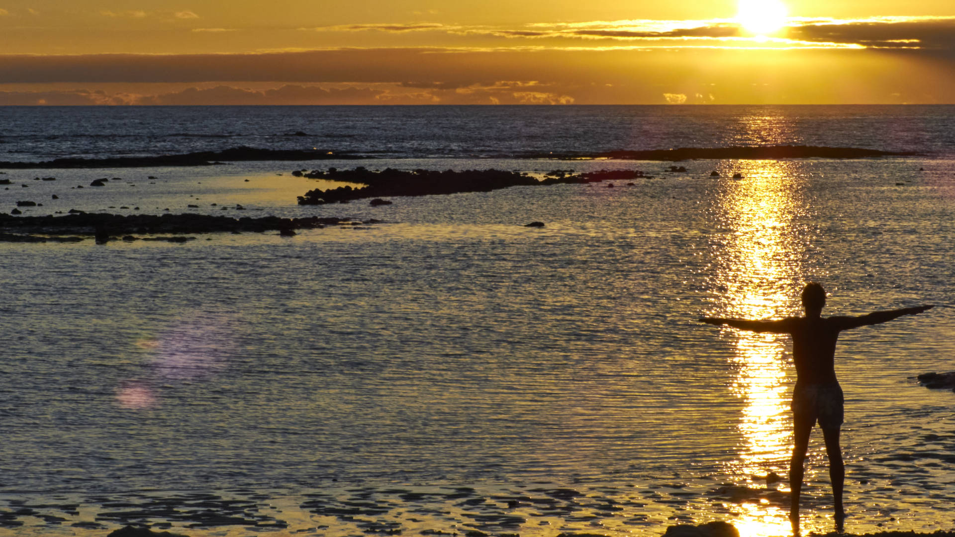 Sunset Walk Bajo Augustino El Cotillo Fuerteventura.