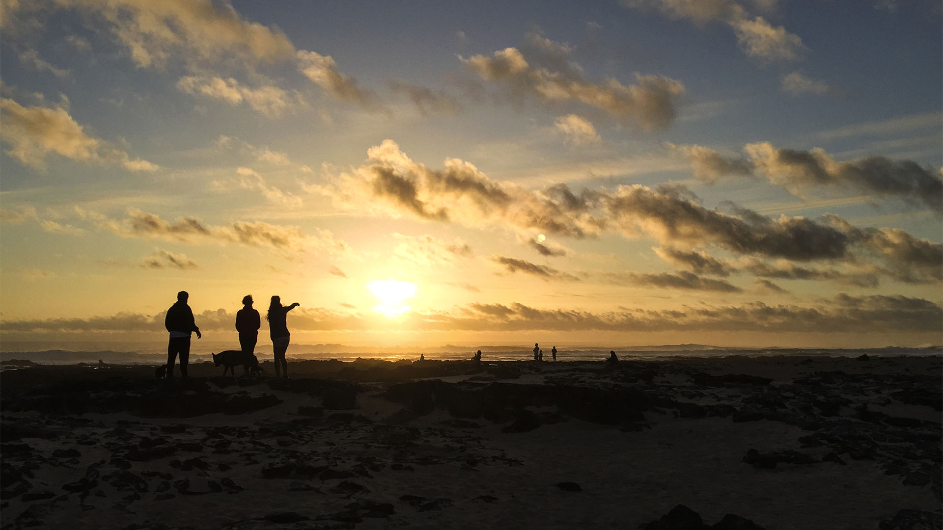 Sunset Walk Bajo Augustino El Cotillo Fuerteventura.