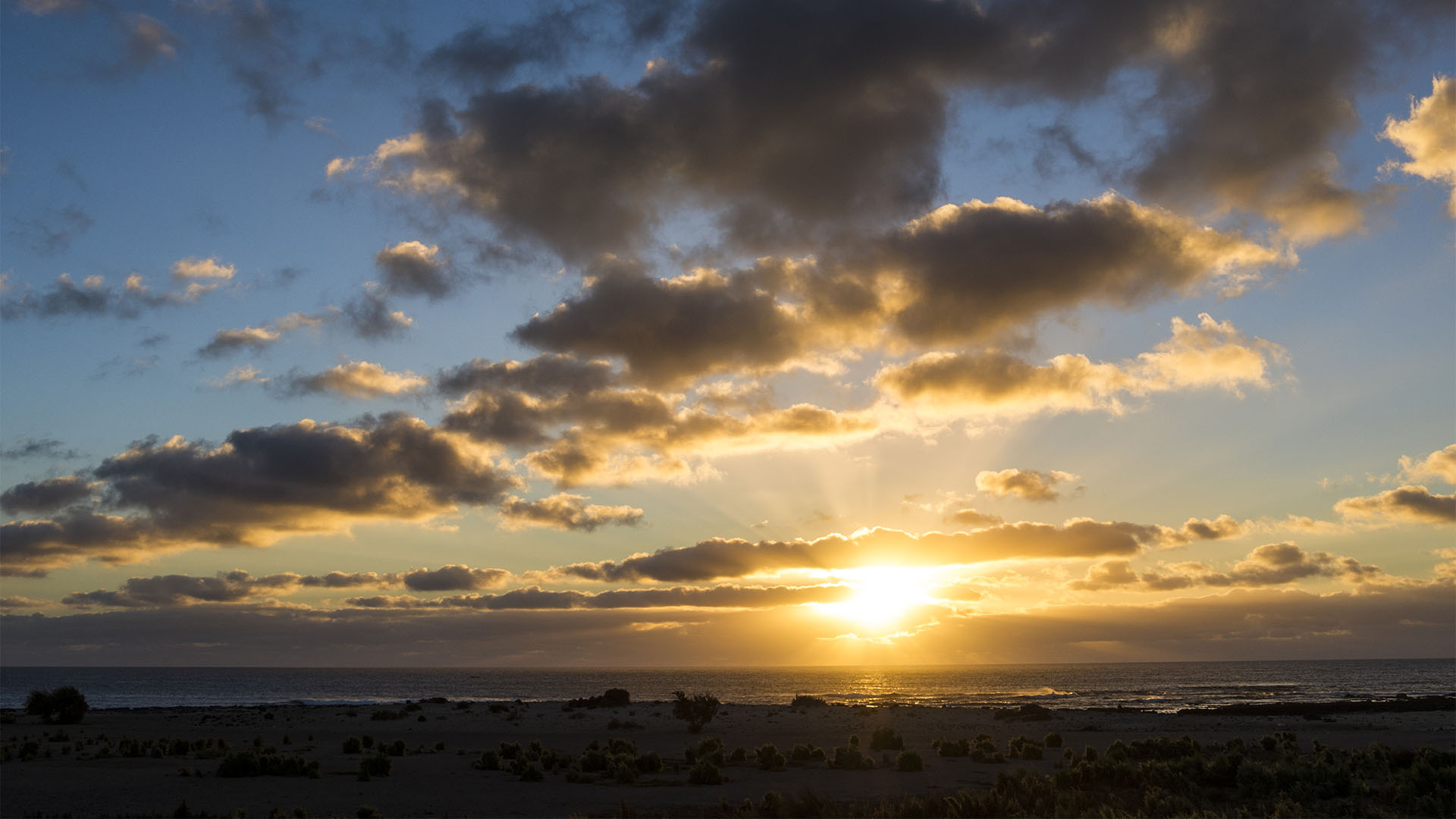 Sunset Walk Bajo Augustino El Cotillo Fuerteventura.